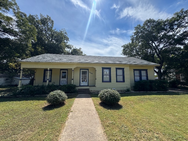 property at 314 Corsicana St