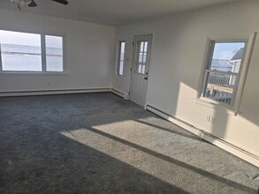 18 Slape Ave, Unit 18E in Salem, NJ - Foto de edificio - Building Photo