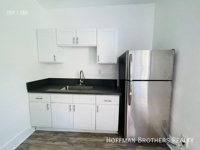 939 Valencia St in Los Angeles, CA - Foto de edificio - Building Photo