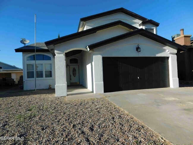 5025 Ballinger Dr in El Paso, TX - Foto de edificio - Building Photo