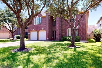 4834 Zachary Ln in Sugar Land, TX - Building Photo - Building Photo