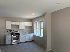 5200 Von Phul St in St. Louis, MO - Building Photo - Building Photo