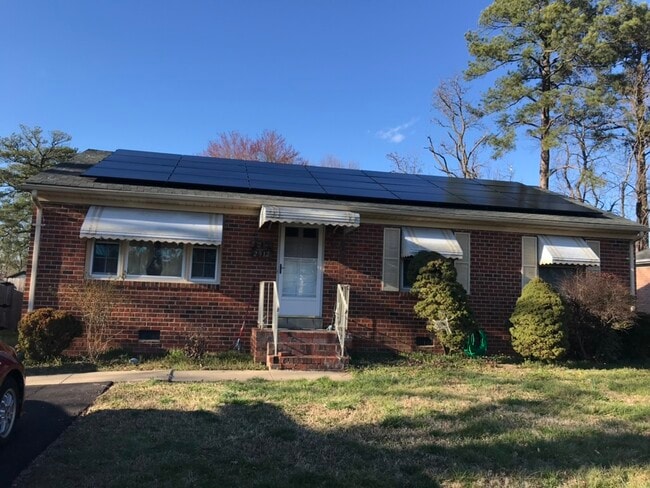 property at 2912 Overton Rd