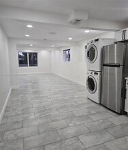 38 Edmund Rd in West Park, FL - Building Photo - Building Photo