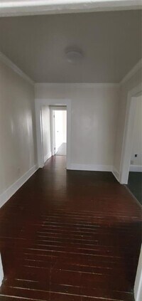 114 Canton St photo'