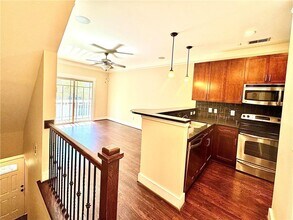 216 Semel Cir NW in Atlanta, GA - Building Photo - Building Photo