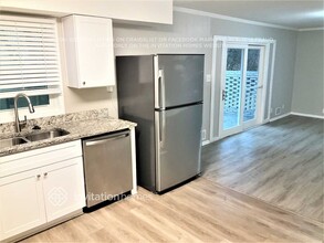2813 Battlecrest Dr in Decatur, GA - Foto de edificio - Building Photo