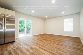 17302 84th Ave Ct E in Puyallup, WA - Foto de edificio - Building Photo