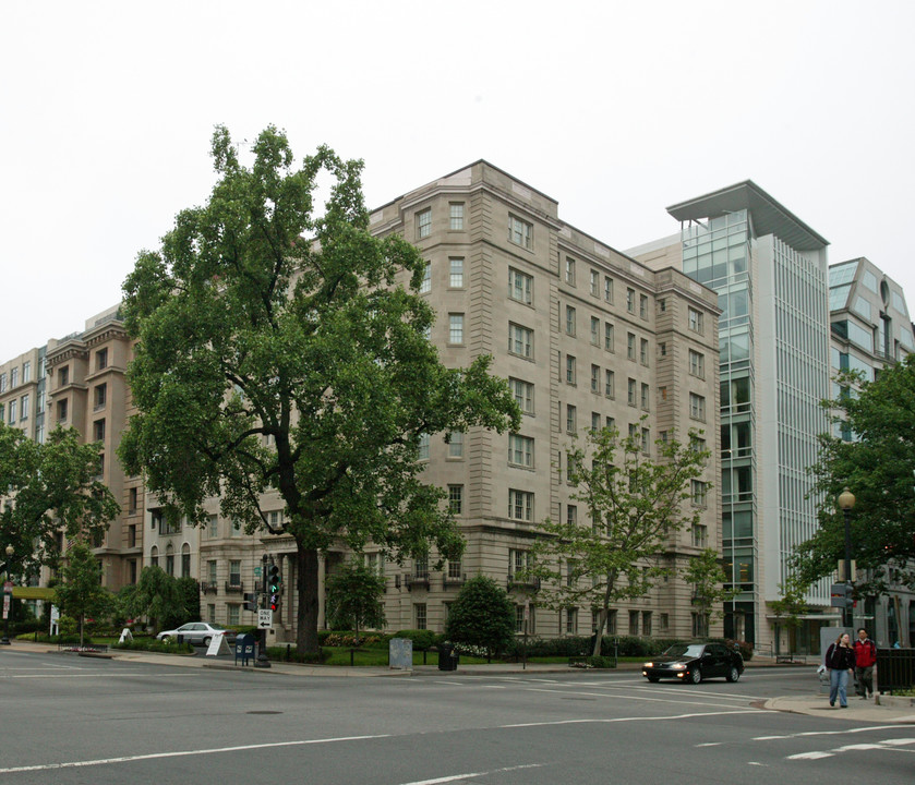 Presidential in Washington, DC - Building Photo