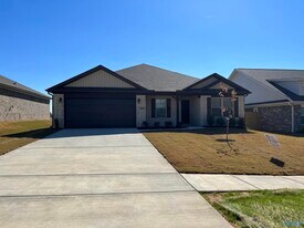 1666 Opp Reynolds Rd in Toney, AL - Building Photo