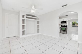 1462 7th St in West Palm Beach, FL - Building Photo - Building Photo