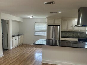 5416 Northmoor Dr in Dallas, TX - Building Photo - Building Photo