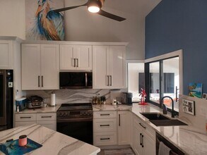 5605 SW 12th Ave in Cape Coral, FL - Building Photo - Building Photo