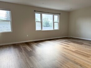 14 US Highway 206, Unit B in Stanhope, NJ - Building Photo - Building Photo