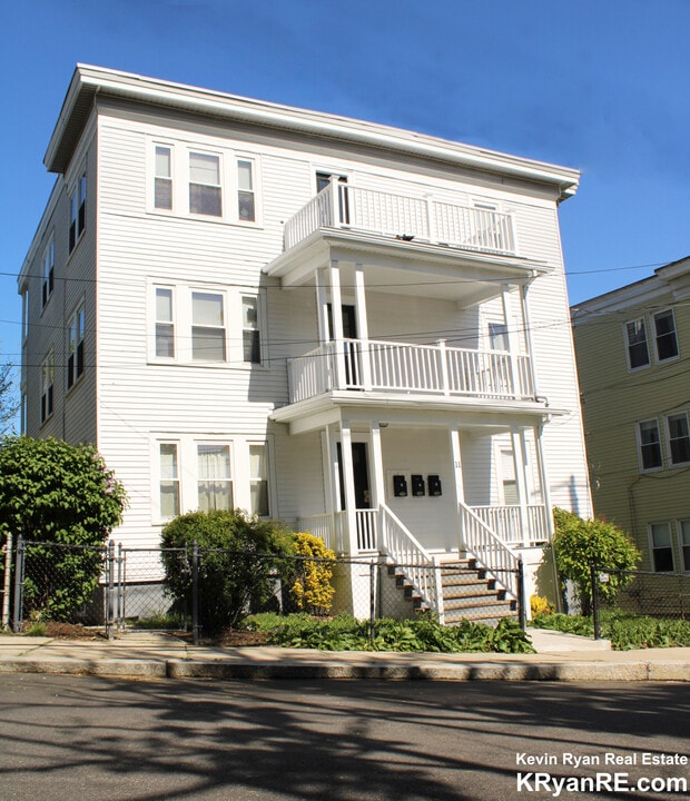 11 Breck Ave, Unit 3 in Boston, MA - Building Photo