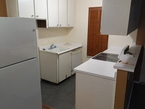 6724 Plymouth Rd in Stockton, CA - Building Photo - Building Photo