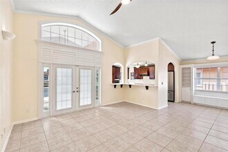 9 San Pedro Ct in Palm Coast, FL - Building Photo - Building Photo