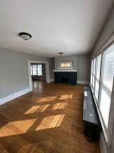 3360 N Downer Ave in Milwaukee, WI - Building Photo - Building Photo