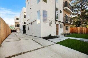 828 N Detroit St in Los Angeles, CA - Building Photo