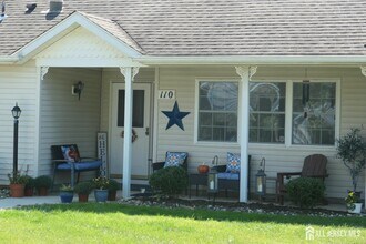 110 Waterside Blvd in Monroe Township, NJ - Building Photo - Building Photo