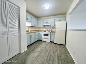 260 Faro Ct in Hebron Estates, KY - Building Photo - Building Photo