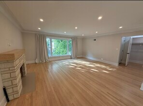 6327 N Spokane Ave in Chicago, IL - Building Photo - Building Photo