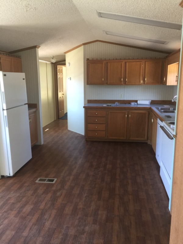 property at 33 River St