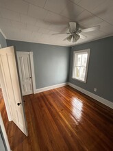 59 Lombard St, Unit Apt 2nd floor in New Bedford, MA - Building Photo - Building Photo