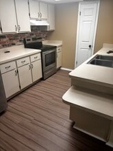 8071 W Homosassa Trail in Homosassa, FL - Building Photo - Building Photo