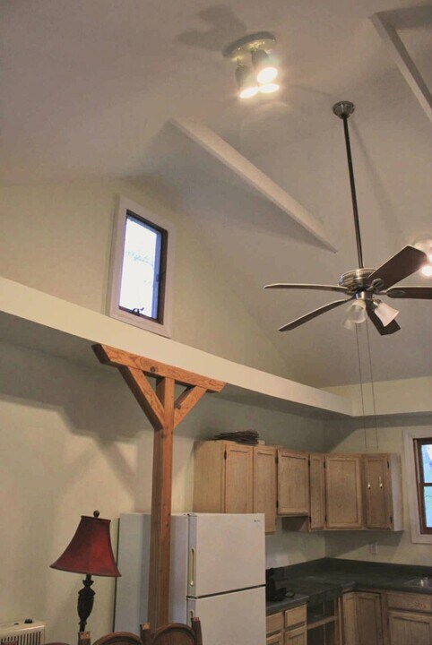300 Budd Rd in Woodbourne, NY - Building Photo