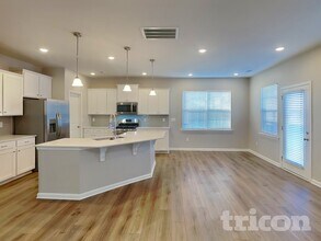 5810 Oak Br Cir in Maiden, NC - Foto de edificio - Building Photo