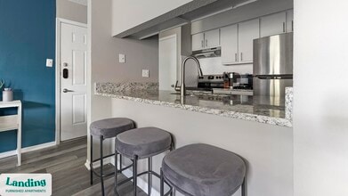 6000 Randolph Blvd, Unit 710 in San Antonio, TX - Building Photo - Building Photo