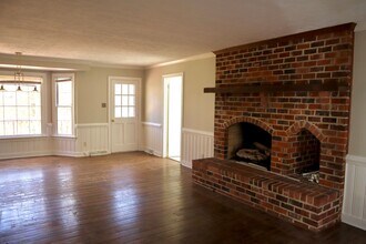 3609 Nuttree Woods Dr in Midlothian, VA - Building Photo - Building Photo