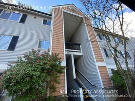 1007 156th Ave NE in Bellevue, WA - Building Photo