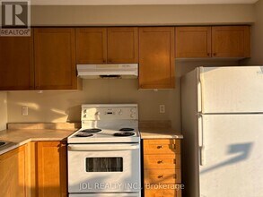 233 Rouge River Dr in Toronto, ON - Building Photo - Building Photo