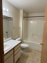 2109 17th St S in Fargo, ND - Foto de edificio - Building Photo