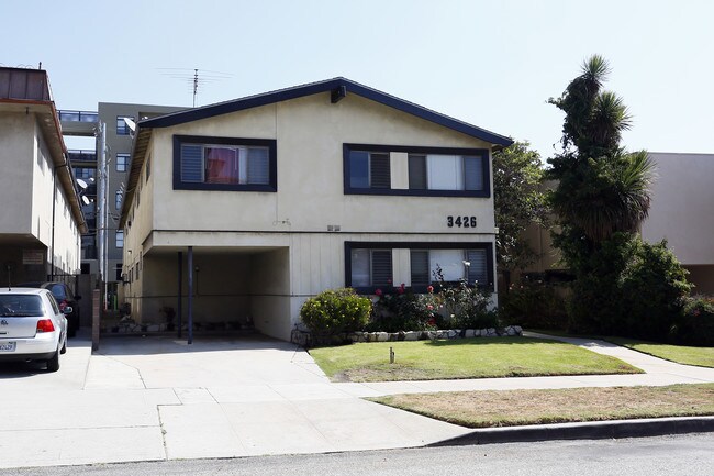 3426 Mentone Ave in Los Angeles, CA - Building Photo - Building Photo