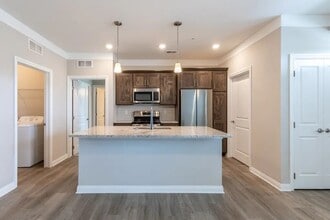 14324 Wexford Dr in Shelby Township, MI - Building Photo - Building Photo
