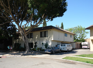 13391 El Prado Ave in Garden Grove, CA - Building Photo - Building Photo