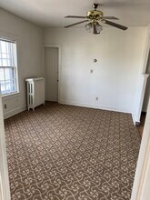 1658 N Van Buren St, Unit 2 in Milwaukee, WI - Building Photo - Building Photo