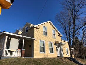 1659 Broadway in Schenectady, NY - Foto de edificio - Building Photo