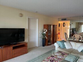 14575 Blvd Blvd in Delray Beach, FL - Building Photo - Building Photo
