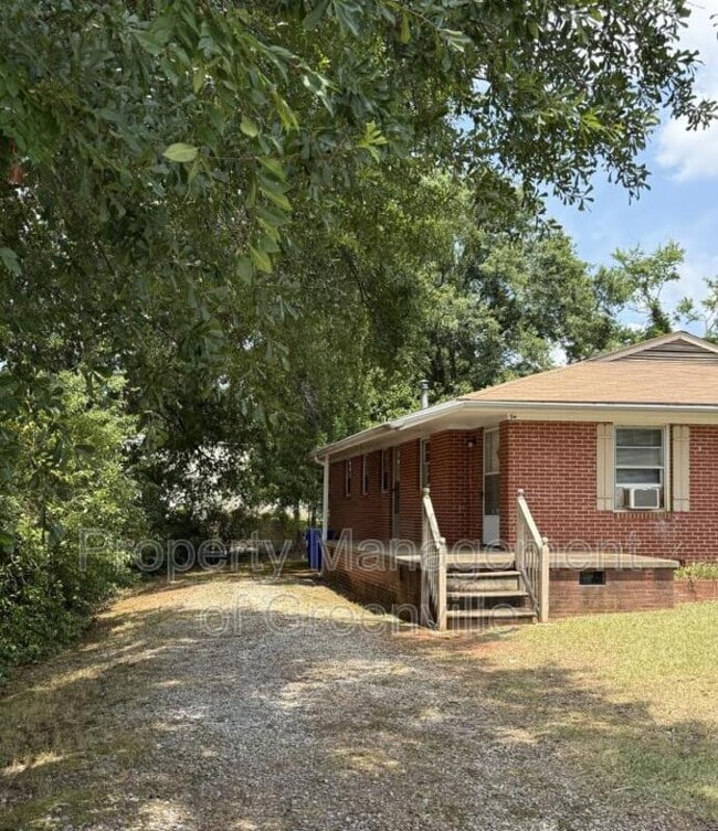 property at 9 Eisenhower Dr