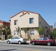 6211 Seville Ave in Huntington Park, CA - Building Photo