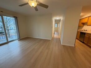 84 W Belvidere Rd in Grayslake, IL - Building Photo - Building Photo