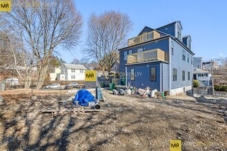 232 Fulton St, Unit 232 in Medford, MA - Building Photo - Building Photo