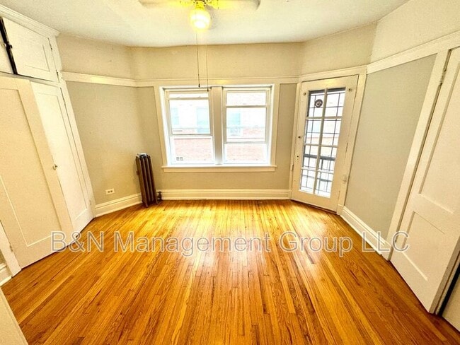 property at 1055 W Dakin St