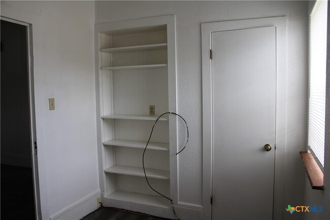1306 S 45th St in Temple, TX - Foto de edificio - Building Photo