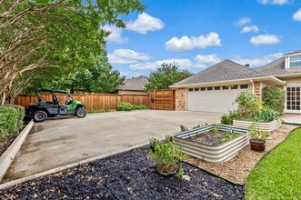 2821 Apple Valley Dr in Garland, TX - Building Photo - Building Photo