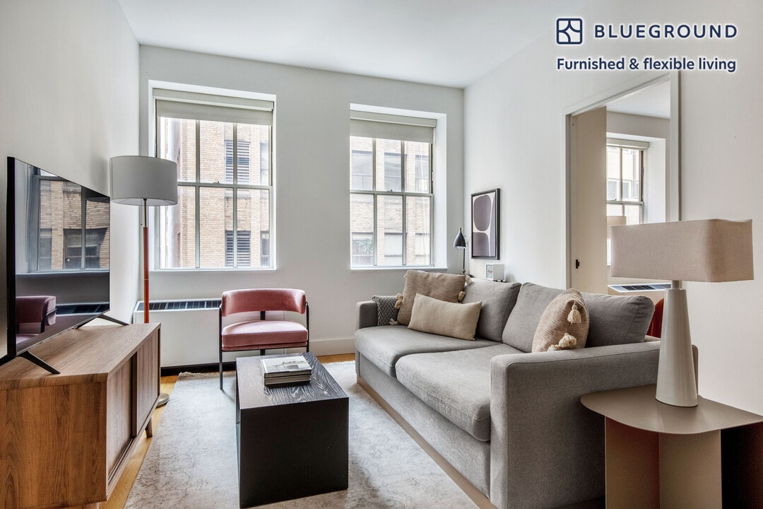 63 Wall St in New York, NY - Building Photo